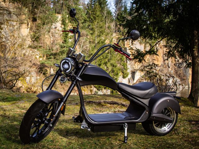 MH3 E-Chopper / E-Scooter / E-Roller / 45 km/h Z