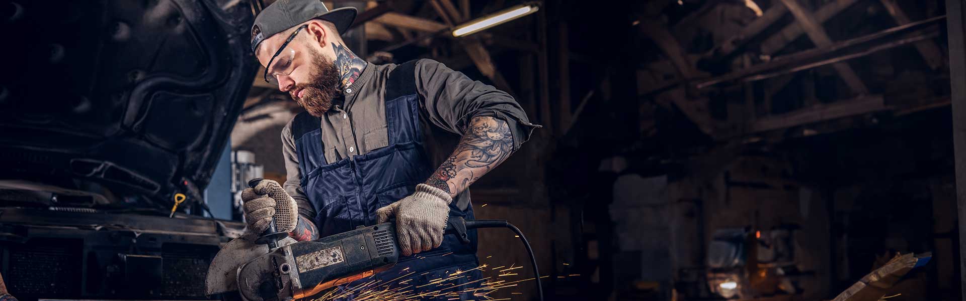 Arbeitsschutz Handschuhe und Brille